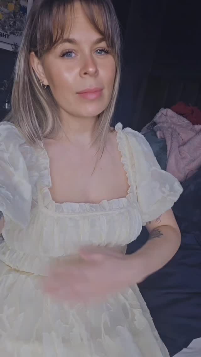 Post 3 by Little Lily Pops on Instagram (video)