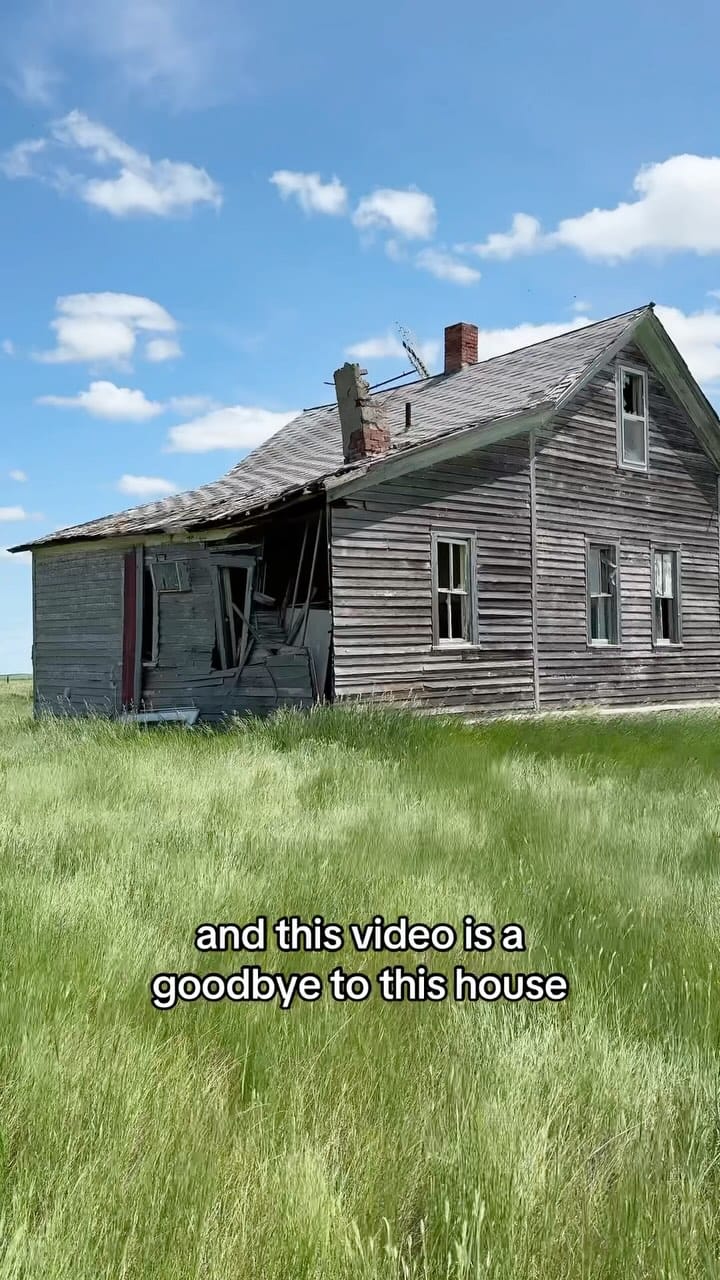 Post 2 by Tiah Jean on Instagram (video)
