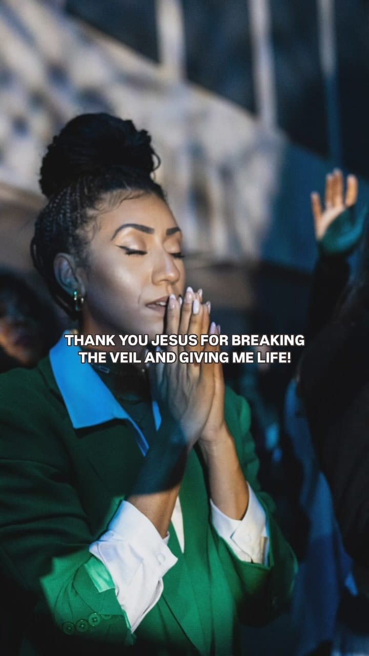 Post 10 by VICTORIA WASHINGTON on Instagram (video)