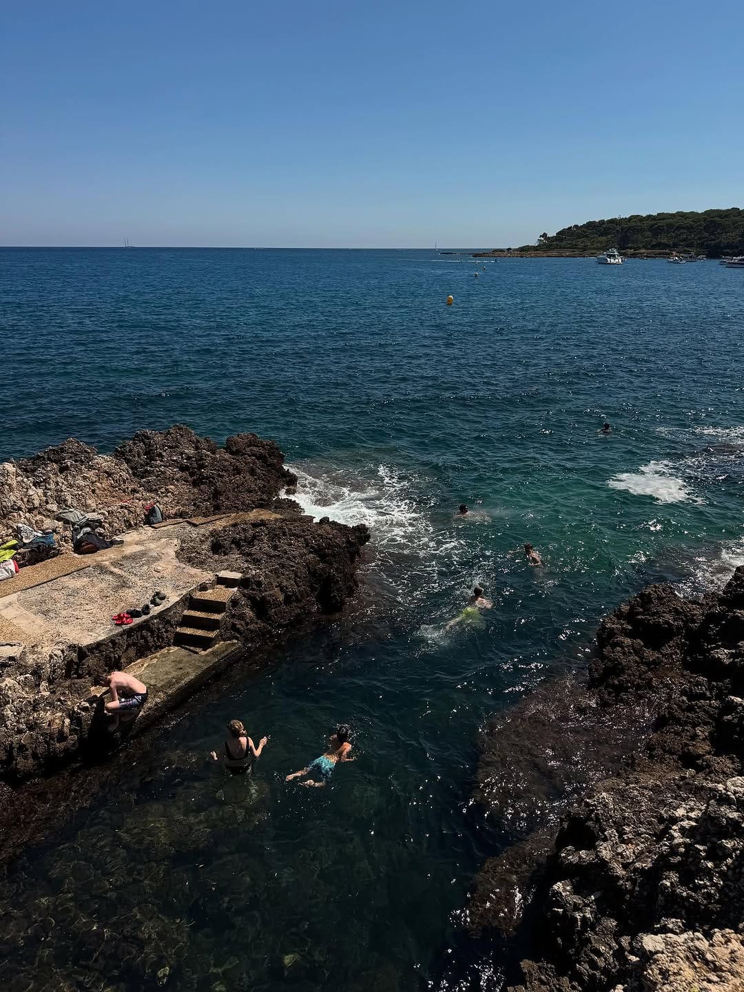 Post 6 by Melissa: Lifestyle, Travel, Renovation , Motherhood on Instagram (image)