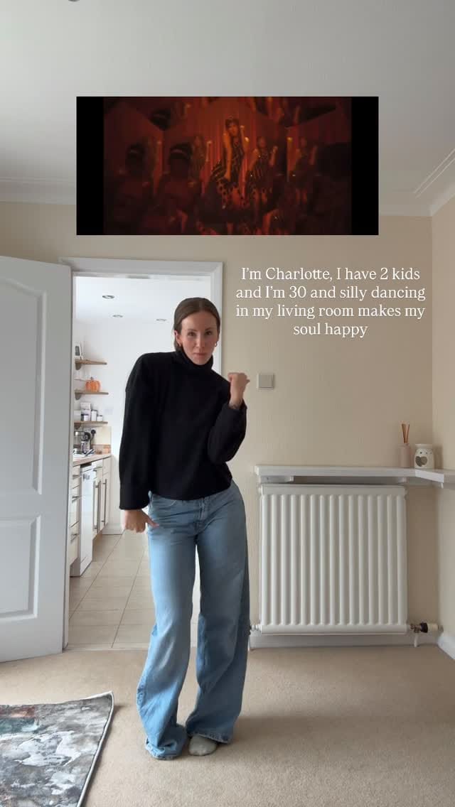 Post 9 by Charlotte Harris on Instagram (video)