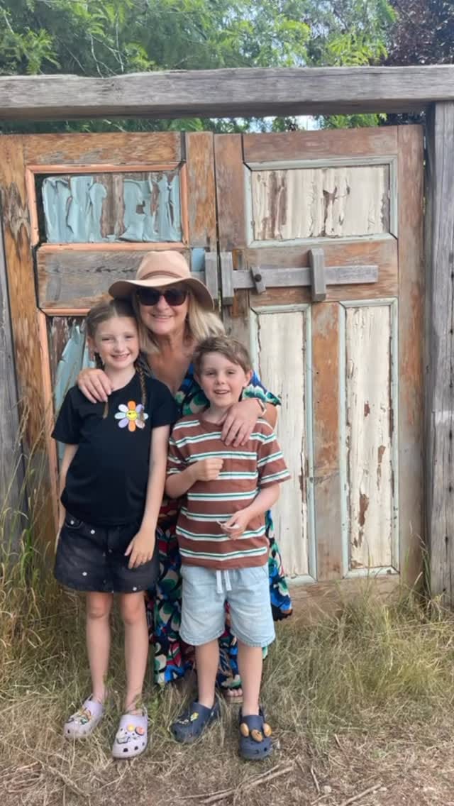 Post 3 by jodi + isla + felix // content creator on Instagram (video)