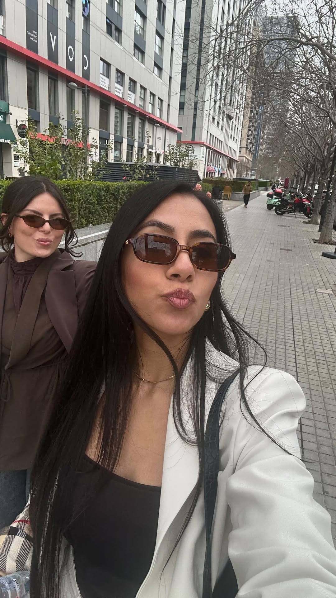 Post 3 by VICTORIA LARA | lifestyle y negocios online on Instagram (video)