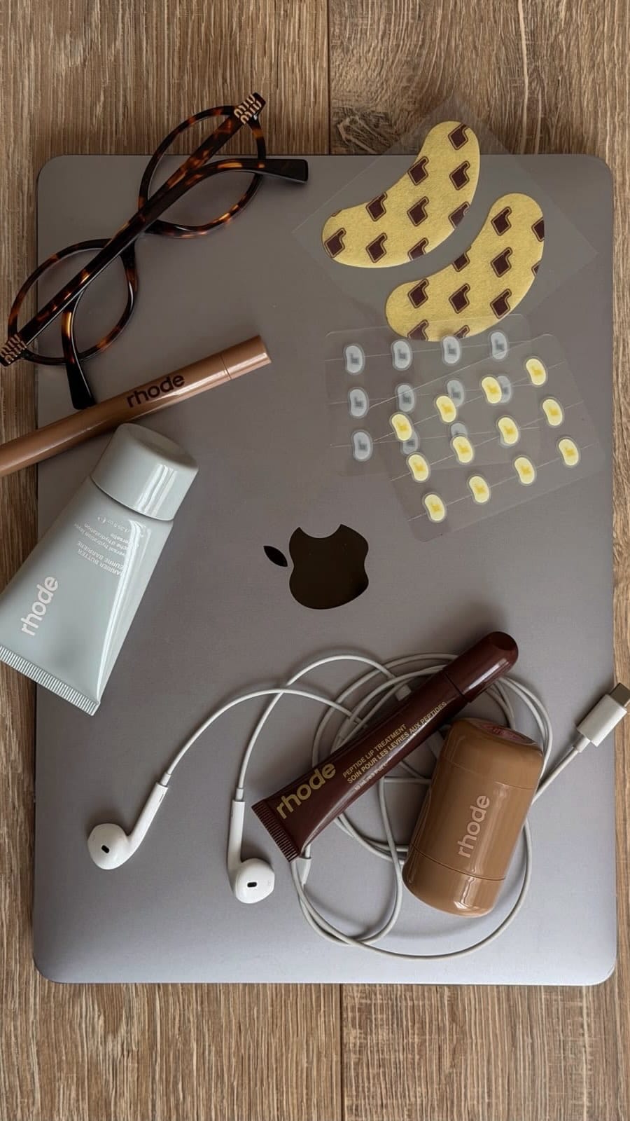 Post 9 by VICTORIA GUTIERREZ on Instagram (video)