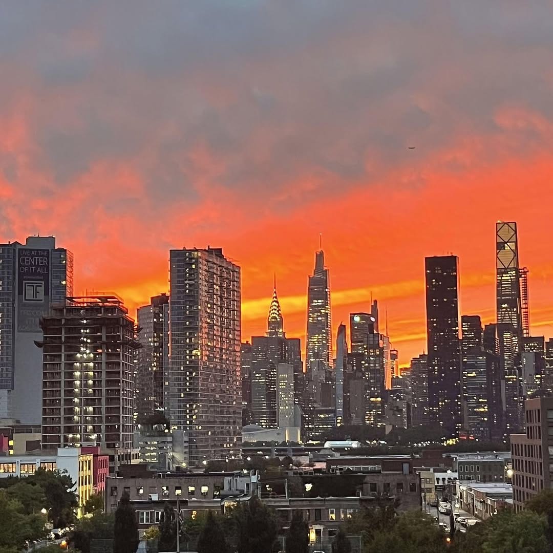 Post 4 by Leo Andres Barbuto on Instagram (image)