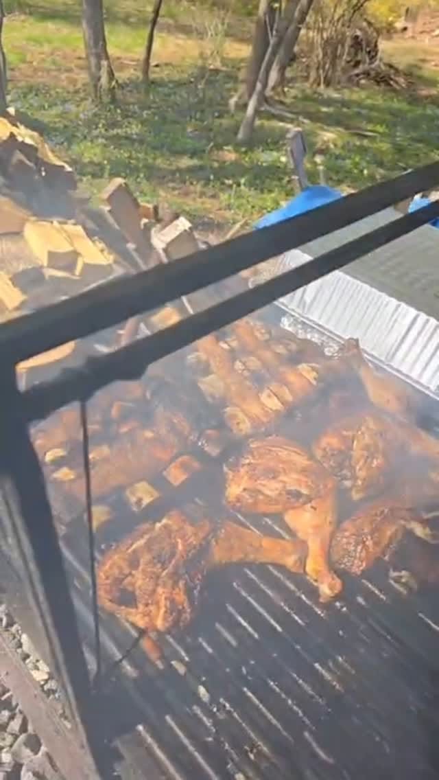 Post 9 by Leo Andres Barbuto on Instagram (video)