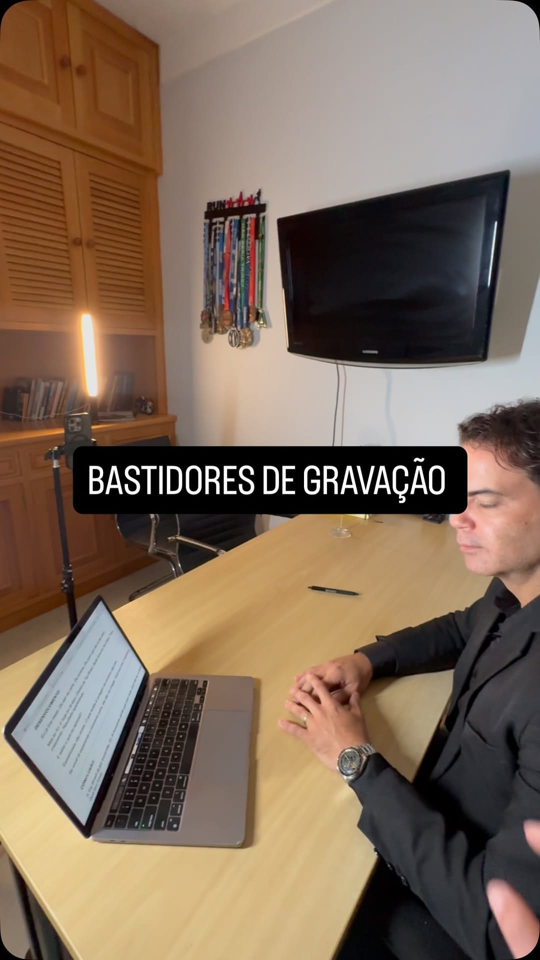 Post 4 by Vitor Prado | Filmmaker & Editor on Instagram (video)