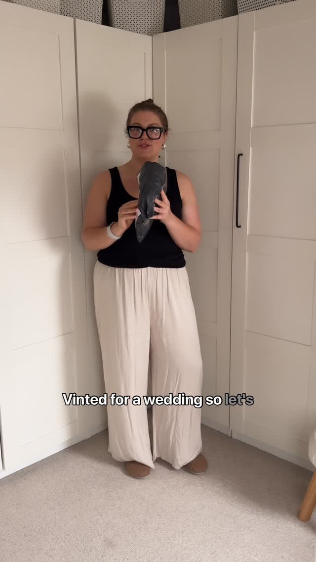 Post 3 by Victoria (Tor) on Instagram (video)