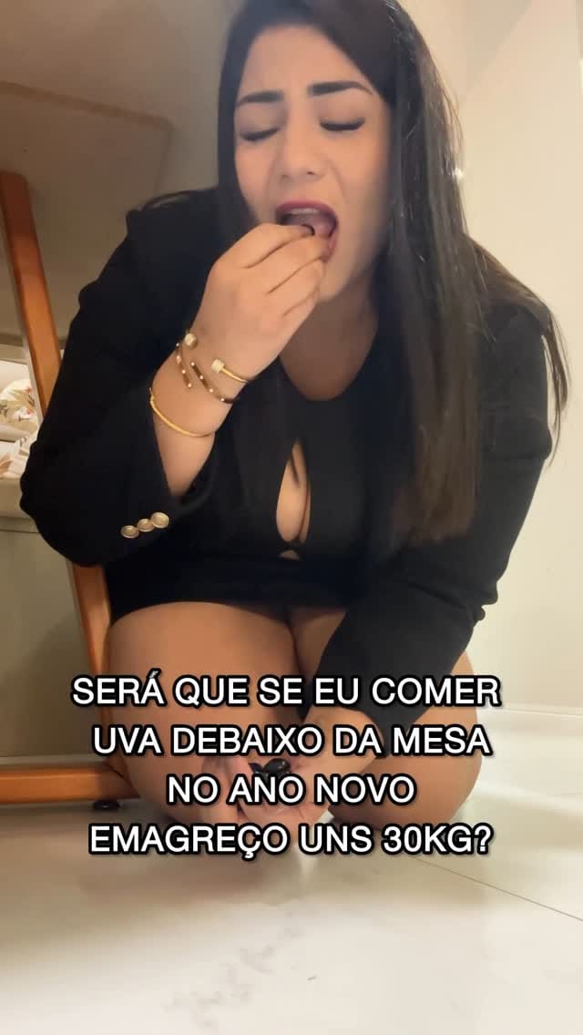 Post 9 by Victória Machado Brilhante on Instagram (video)
