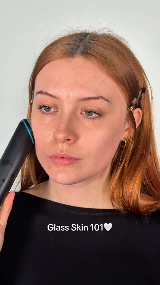 Post 10 by Victoria Grace Robson on Instagram (video)