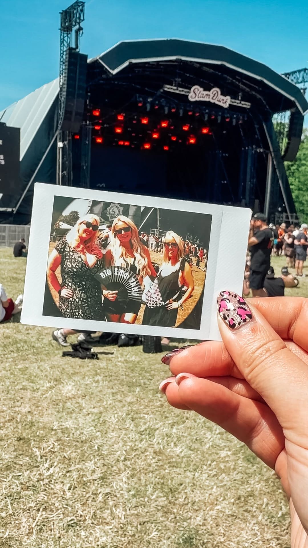 Post 3 by Vicki on Instagram (video)