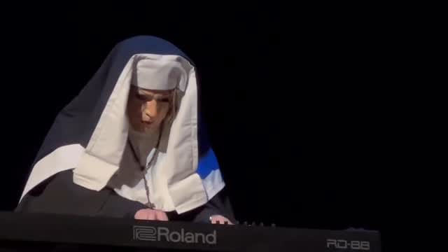 Post 7 by Barbs on Instagram (video)