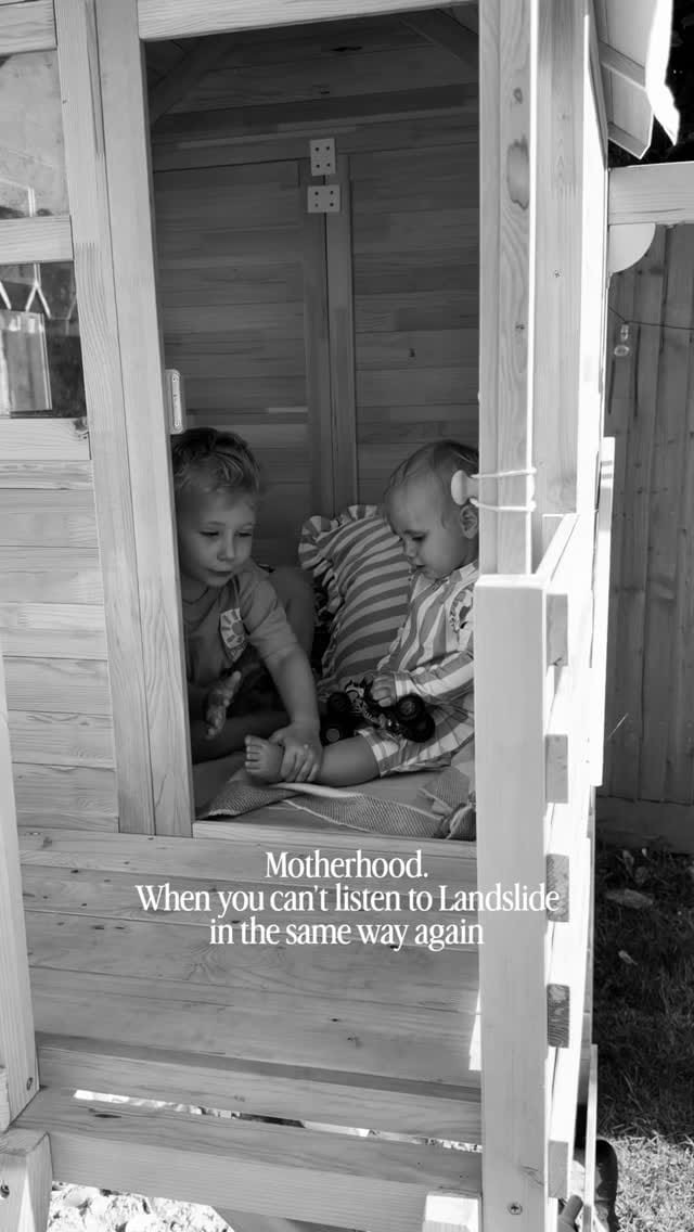 Post 1 by Lola Hobbs on Instagram (video)