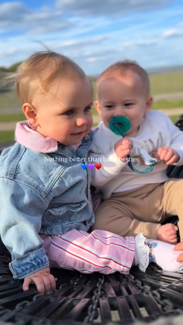 Post 2 by Lola Hobbs on Instagram (video)