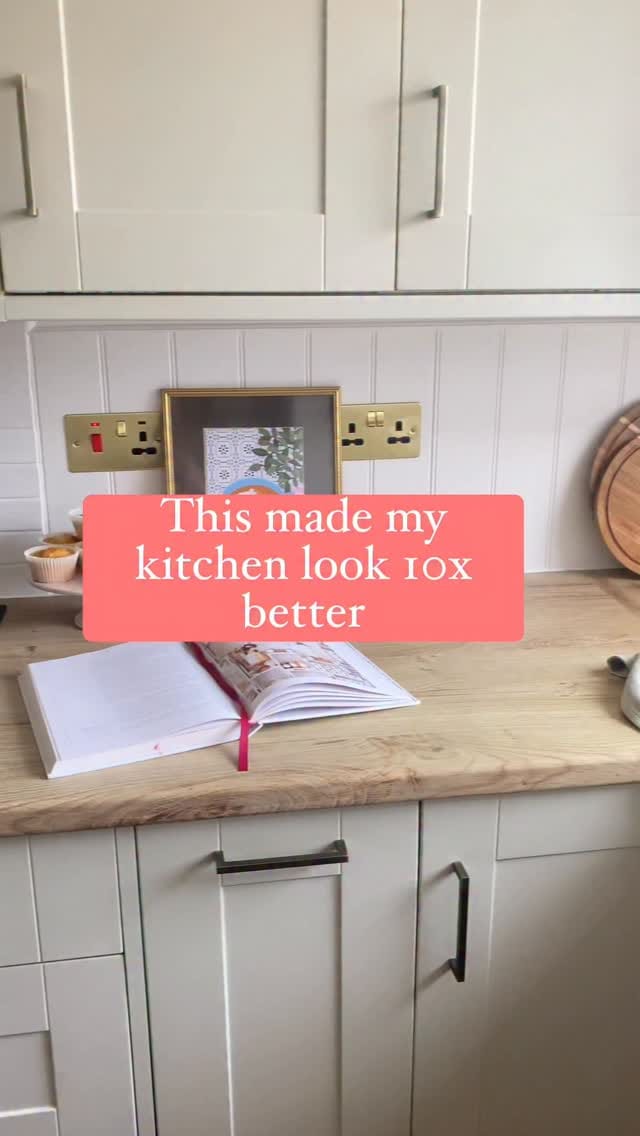 Post 6 by Charlotte Holman on Instagram (video)