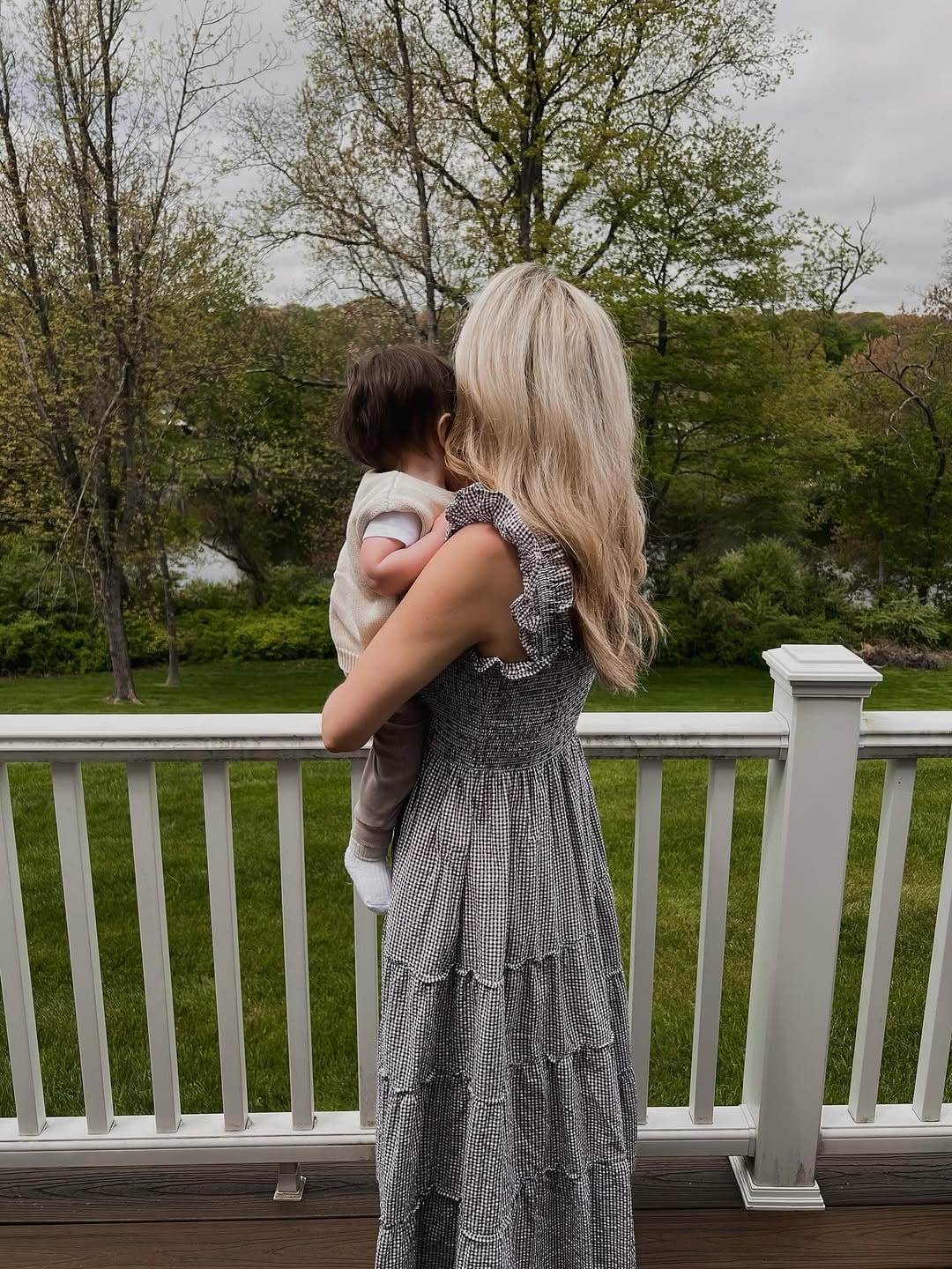 Post 2 by Kellie on Instagram (image)
