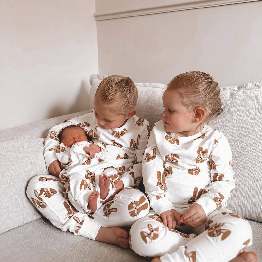 Post 10 by 𝙺𝚒𝚛𝚊, 𝚁𝚢𝚊𝚗, 𝙰𝚒𝚢𝚕𝚊𝚑 & 𝙰𝚖𝚊𝚢𝚟𝚒𝚊 🤍 on Instagram (carousel)