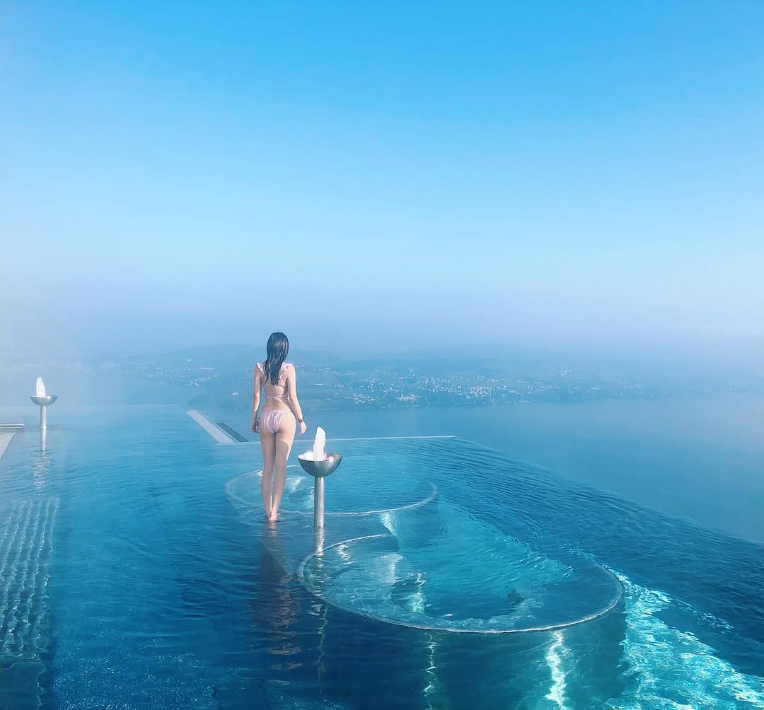 Post 10 by Cecilia Miya on Instagram (image)