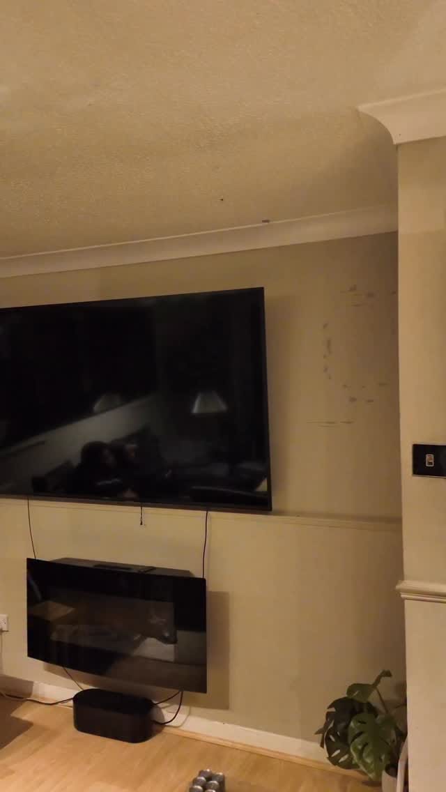Post 8 by Victoria on Instagram (video)
