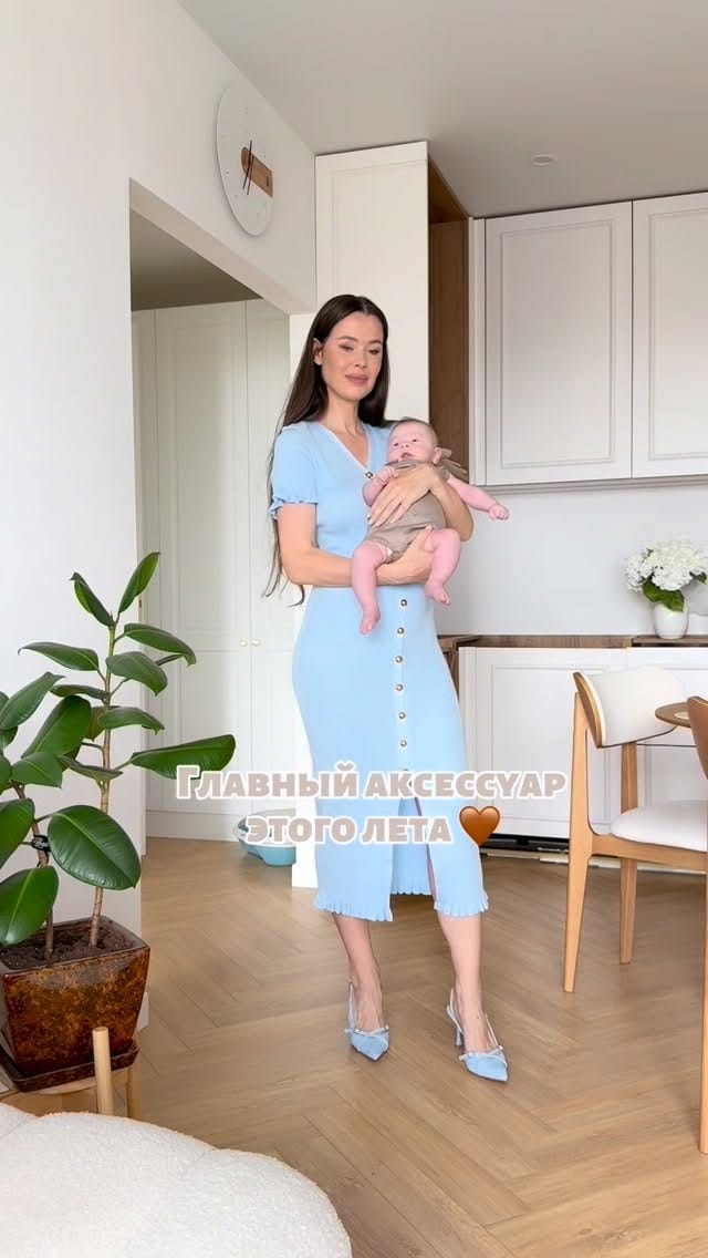 Post 2 by Victoria Betehtina on Instagram (video)