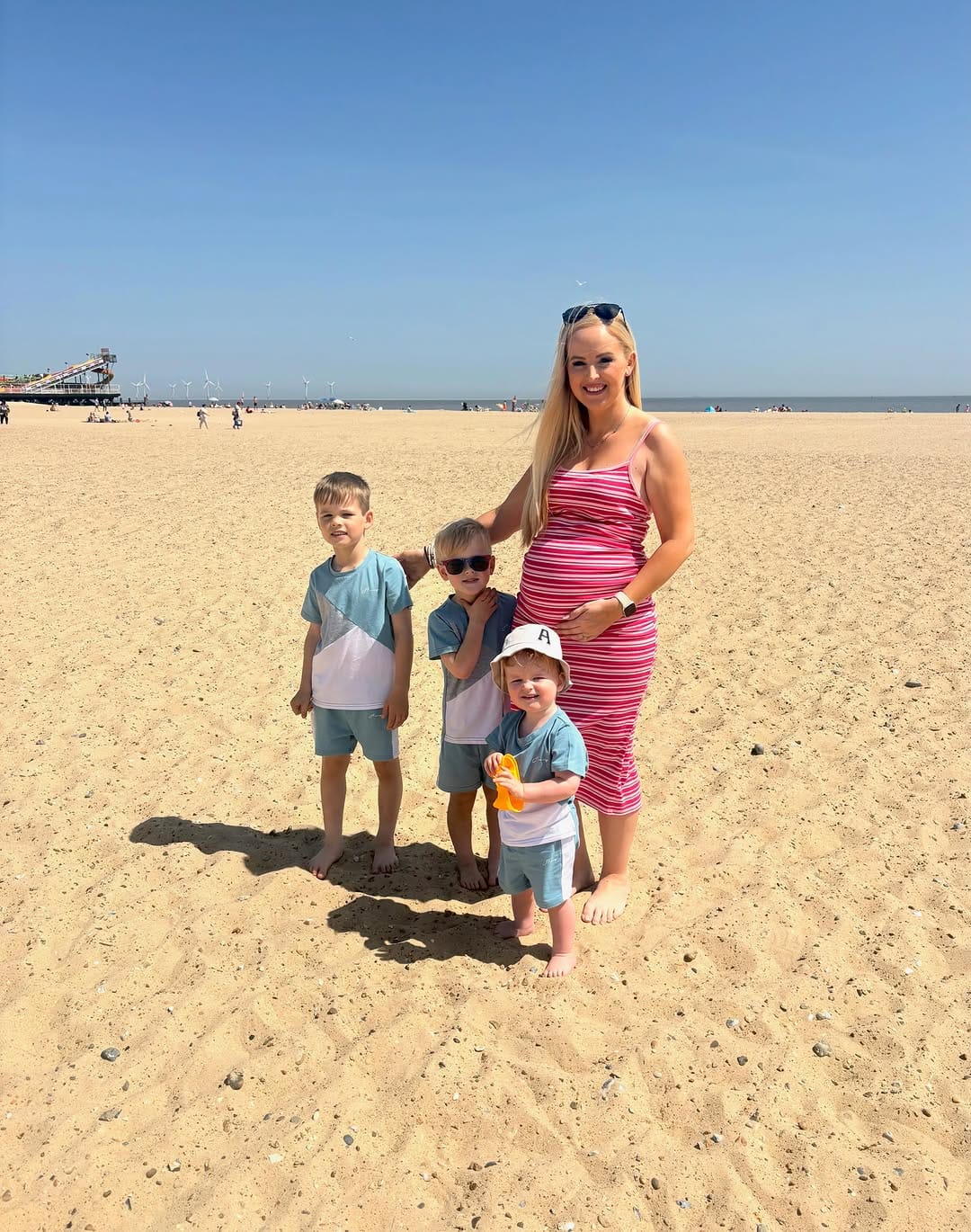 Post 2 by Jade Louise Gande on Instagram (image)