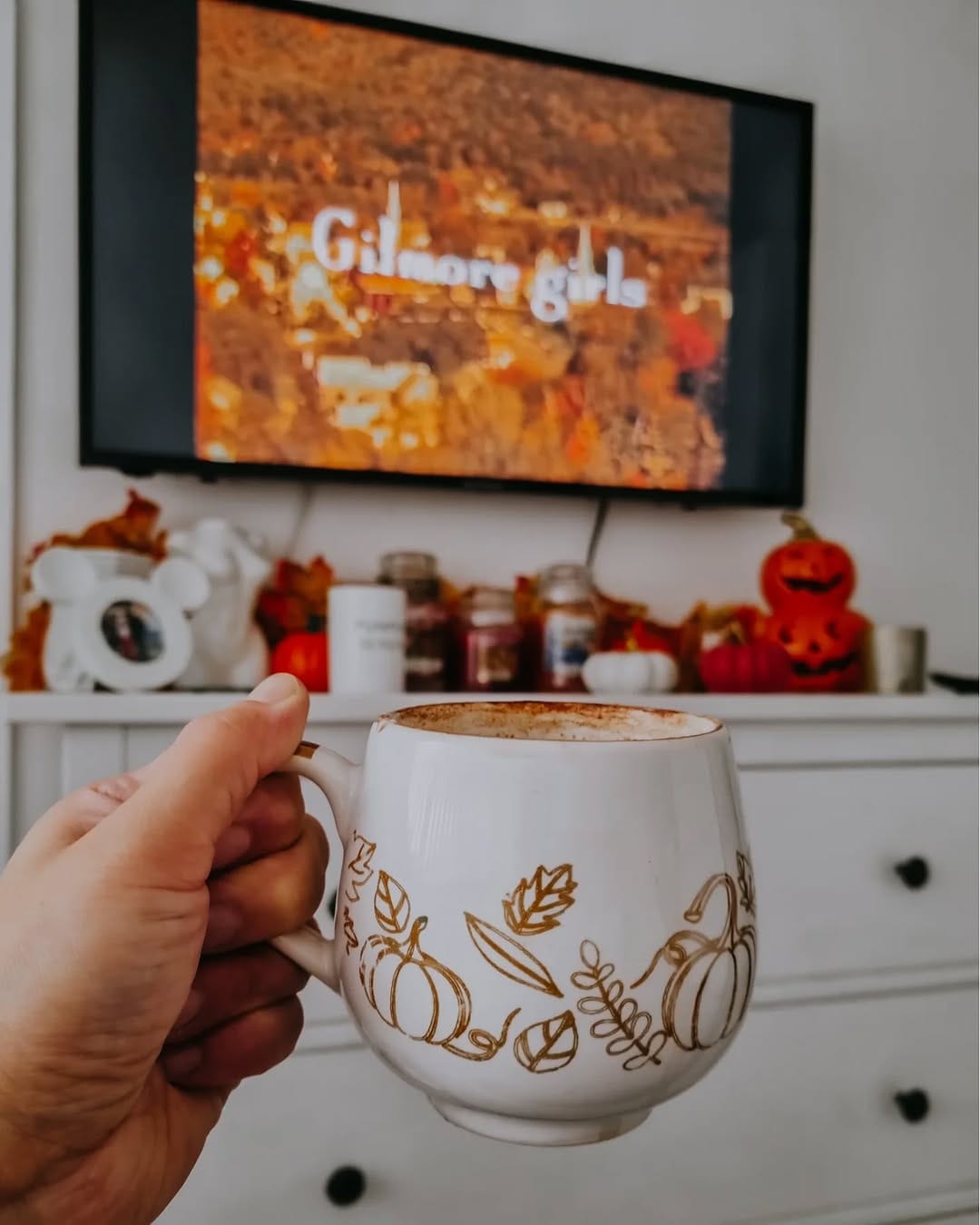Post 4 by @familylivinglife on Instagram (carousel)
