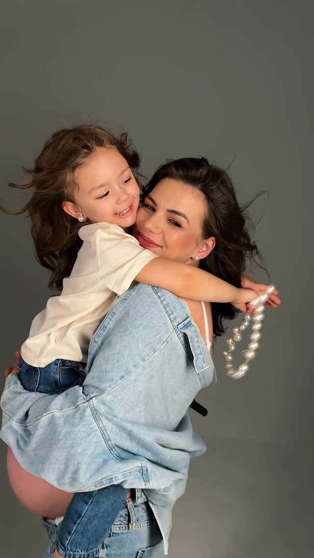 Post 7 by Maternity Pregnancy Photographer  LONDON on Instagram (video)