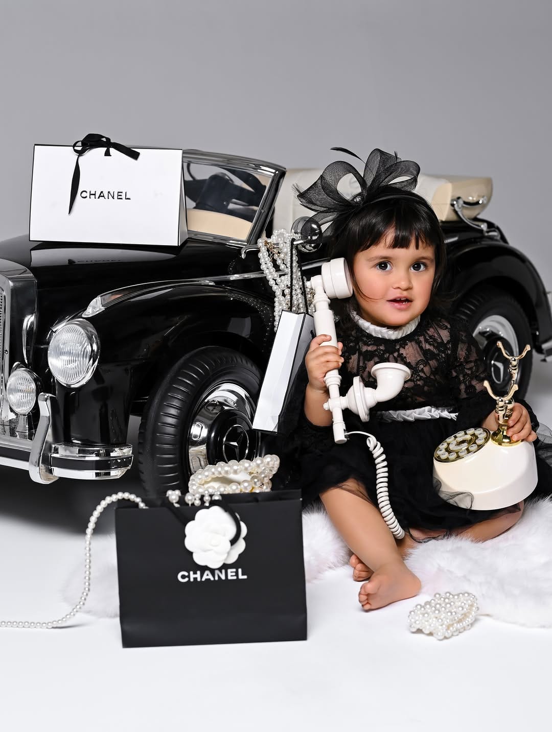 Post 4 by Maternity Pregnancy Photographer  LONDON on Instagram (carousel)