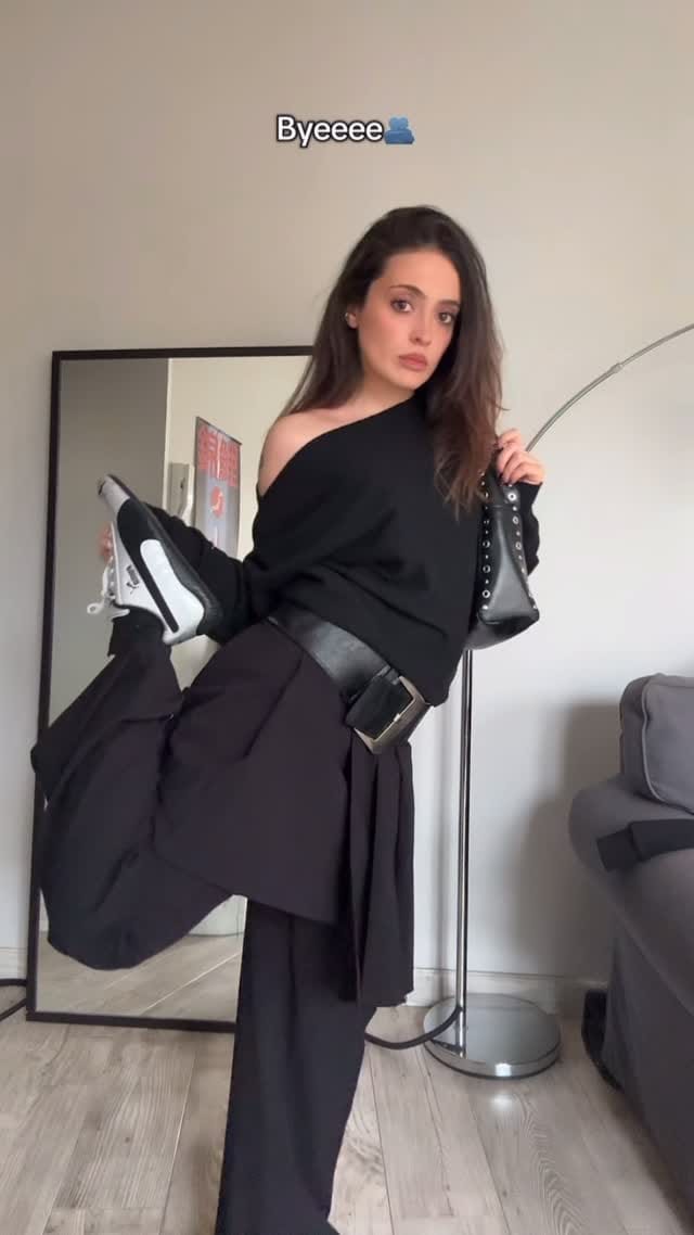 Post 4 by ✰ victoria ✰ on Instagram (video)