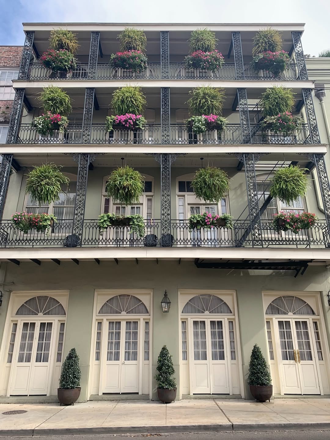 Post 4 by Bébés in the City on Instagram (carousel)