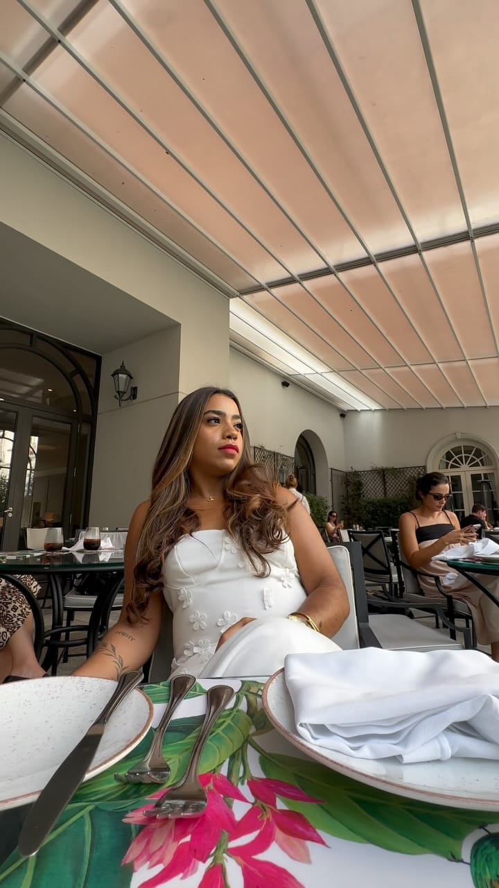 Post 6 by karine Victoriass on Instagram (video)