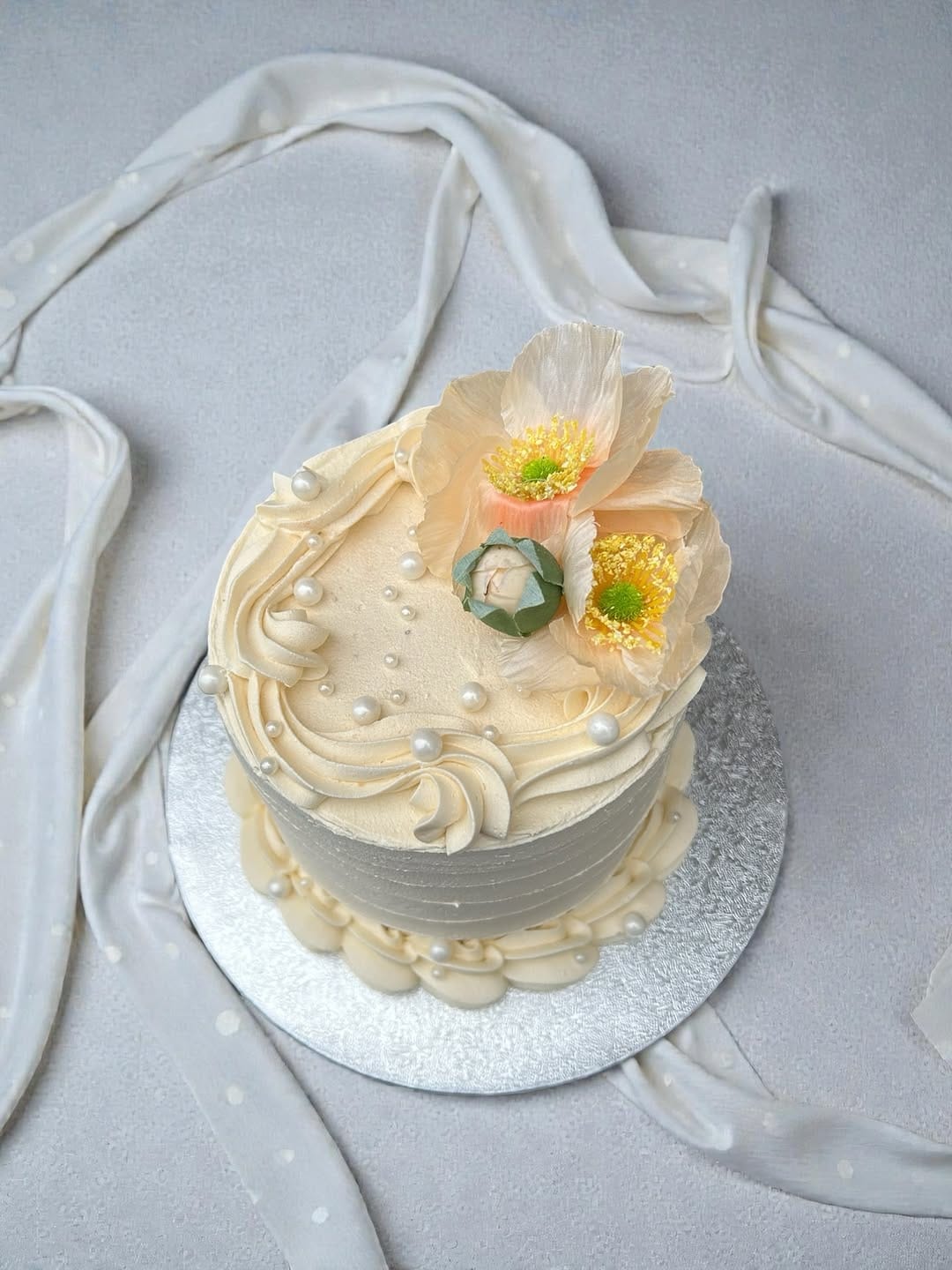 Post 6 by WhatLeilaBakes Vegan Bakery on Instagram (carousel)