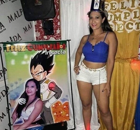 Post 1 by Comuna Latina Memes on Instagram (carousel)
