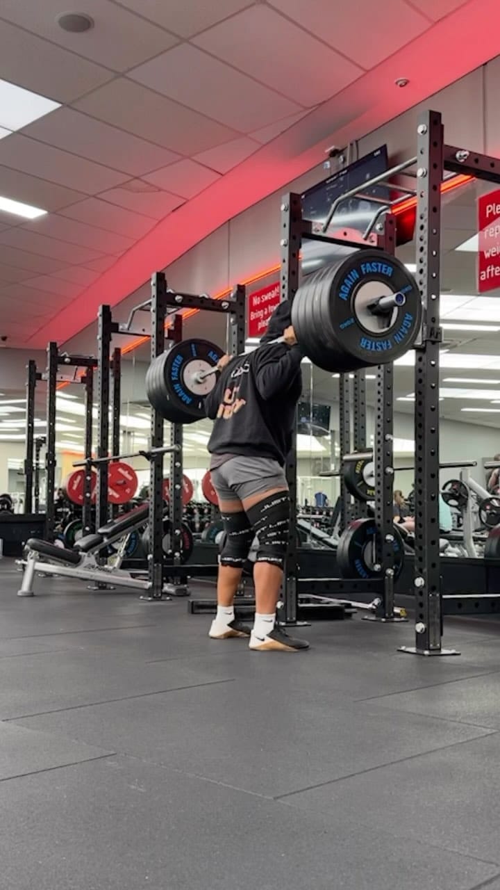 Post 10 by Lukasfit on Instagram (video)