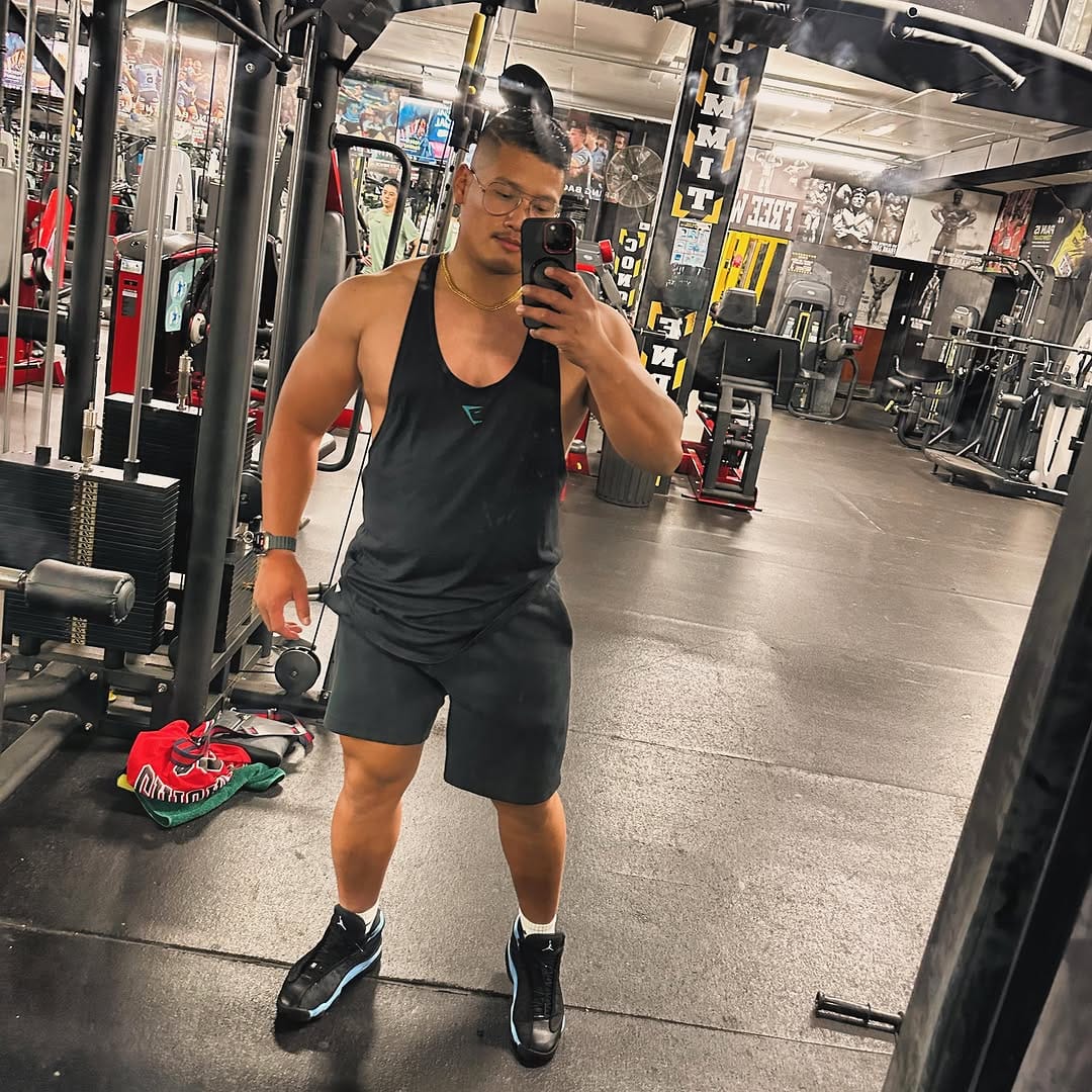 Post 8 by Lukasfit on Instagram (image)