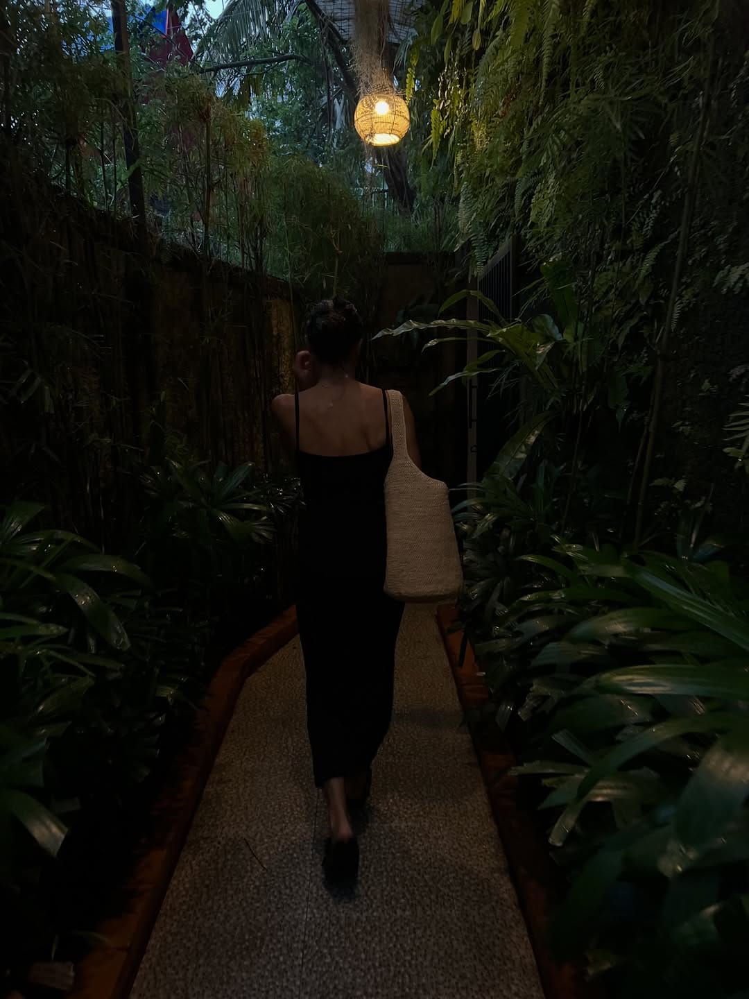 Post 5 by Yulia Baggs on Instagram (carousel)