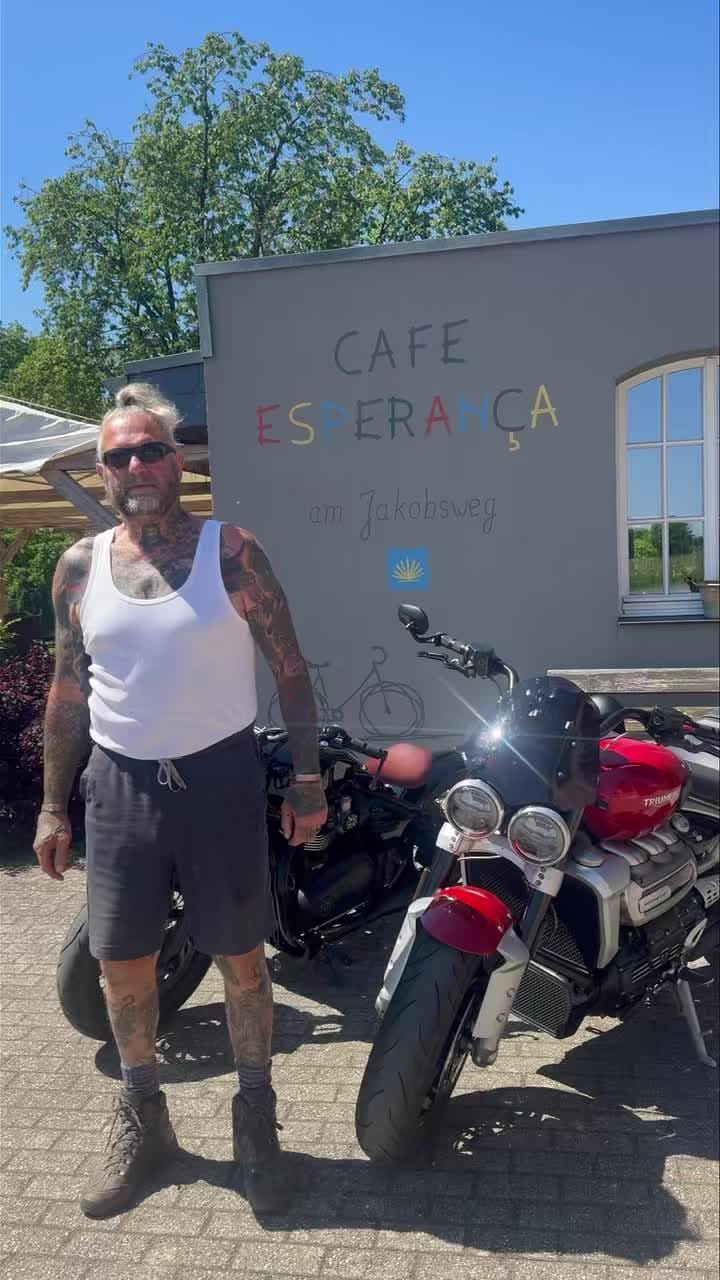 Post 2 by Ralf Seeger on Instagram (video)