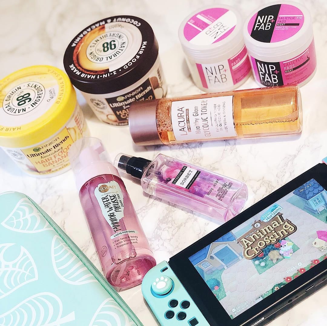 Post 4 by Karina on Instagram (image)