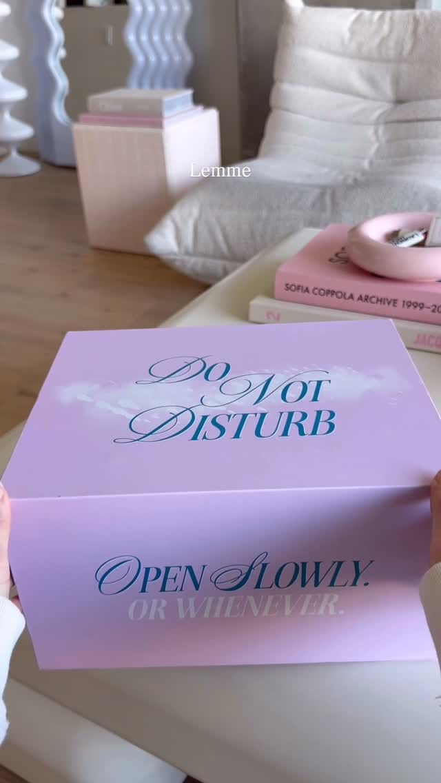 Post 7 by VALERIE SANDERS on Instagram (video)