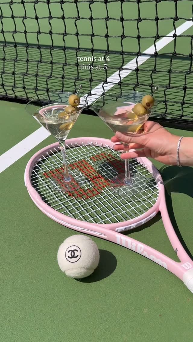 Post 6 by VALERIE SANDERS on Instagram (video)