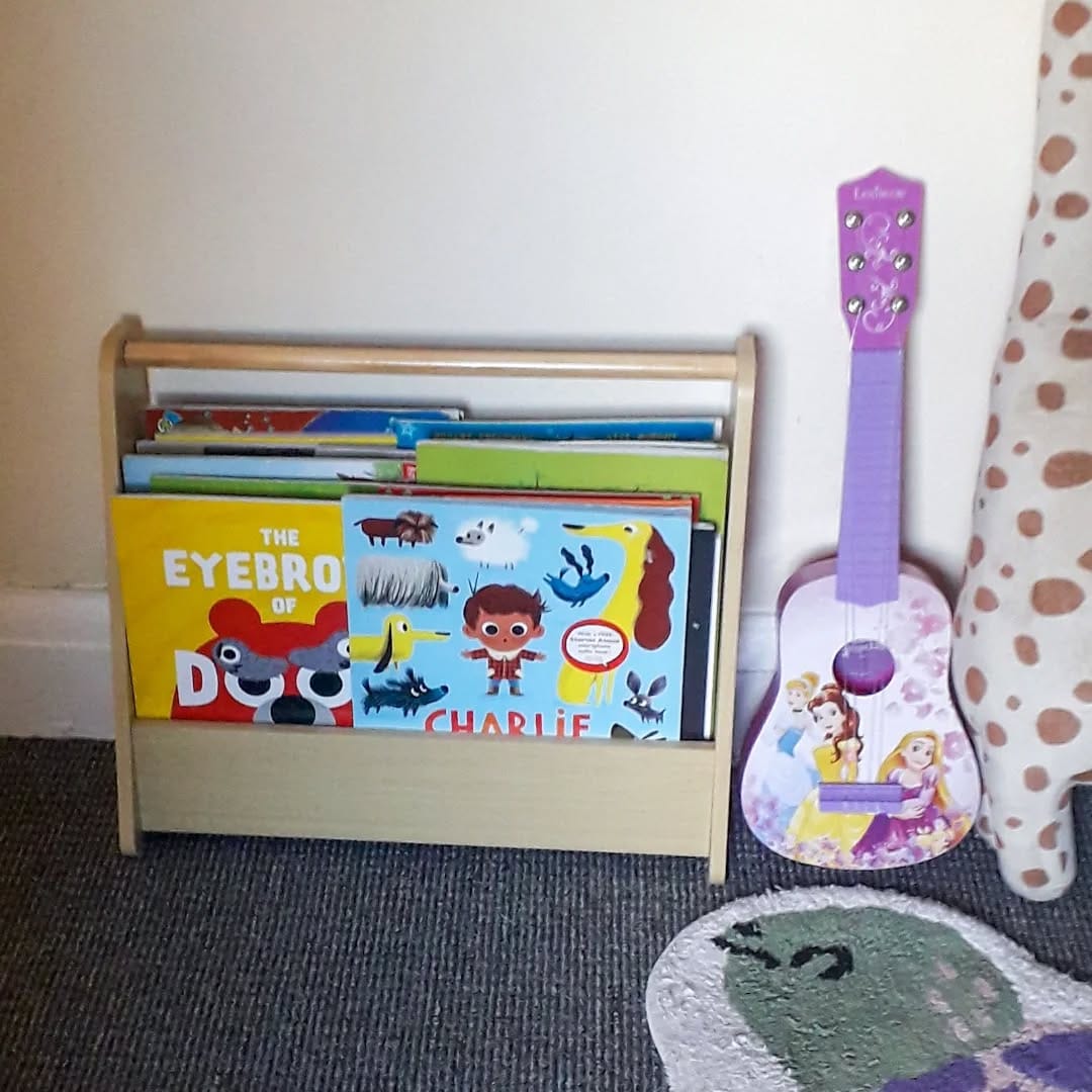 Post 5 by Lily's Little Bookshelf on Instagram (carousel)
