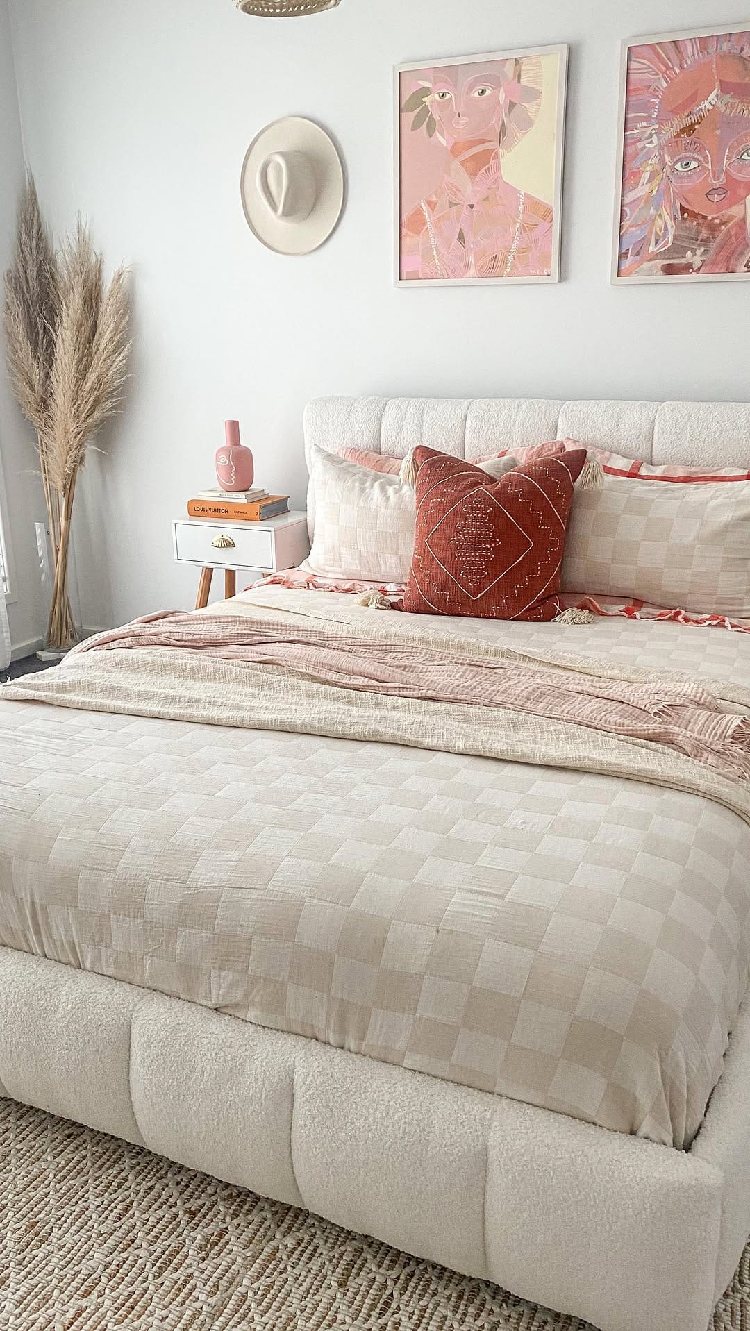 Post 5 by CANDICE ~ Interior Stylist on Instagram (video)