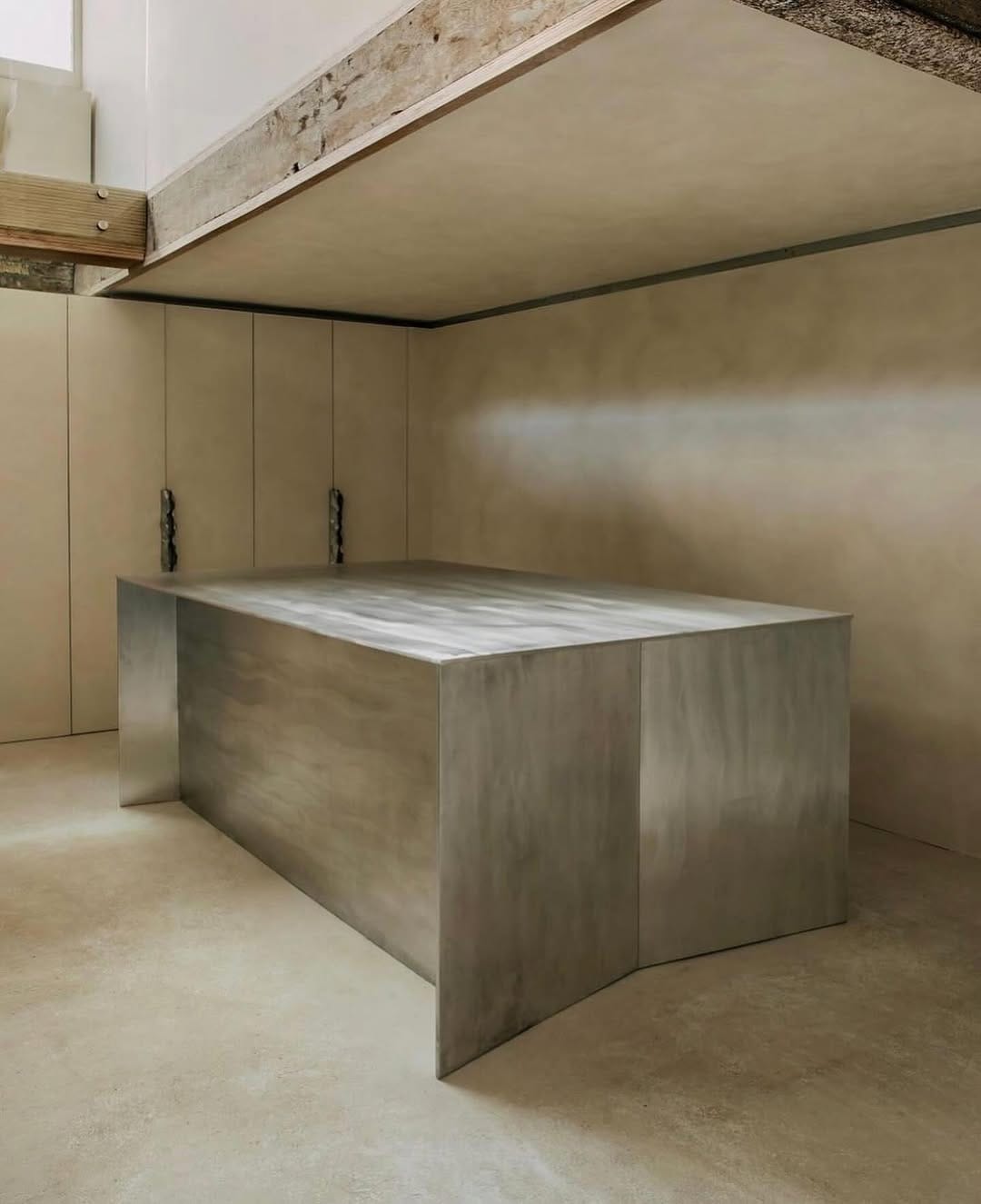 Post 3 by @sstudio_london on Instagram (image)