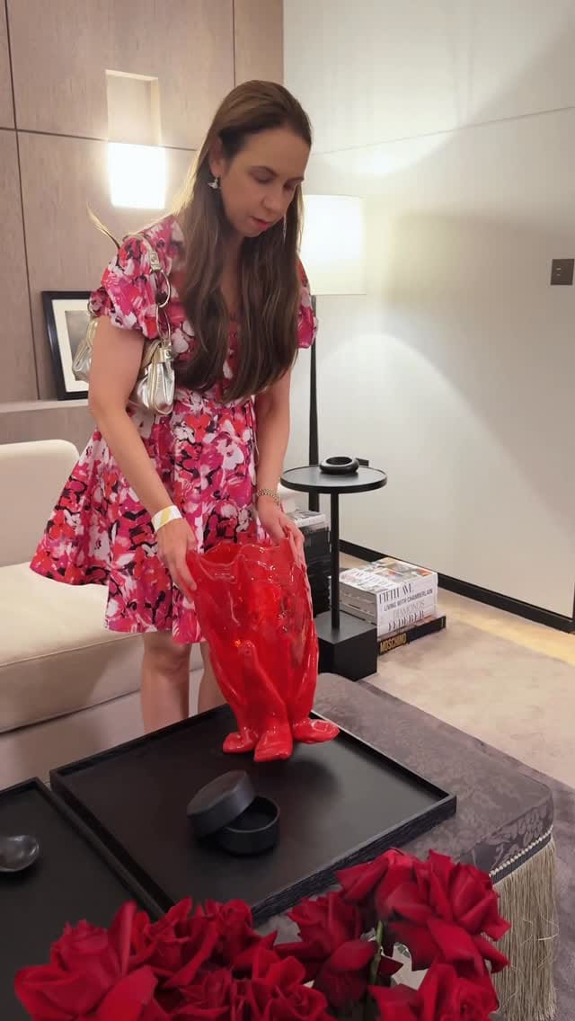 Post 3 by Interiors by Laila on Instagram (video)