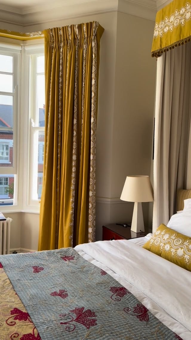 Post 6 by Uns Hobbs Interiors on Instagram (video)