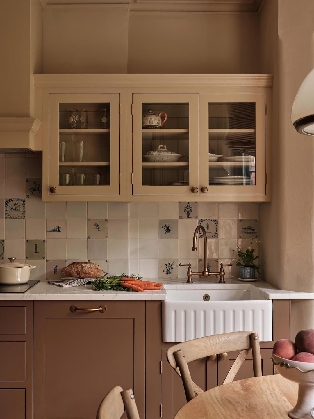 Post 3 by Uns Hobbs Interiors on Instagram (carousel)