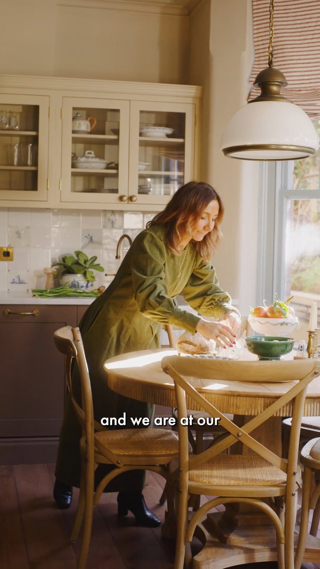 Post 9 by Uns Hobbs Interiors on Instagram (video)