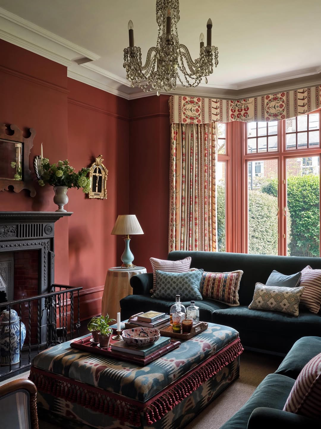 Post 2 by Uns Hobbs Interiors on Instagram (carousel)