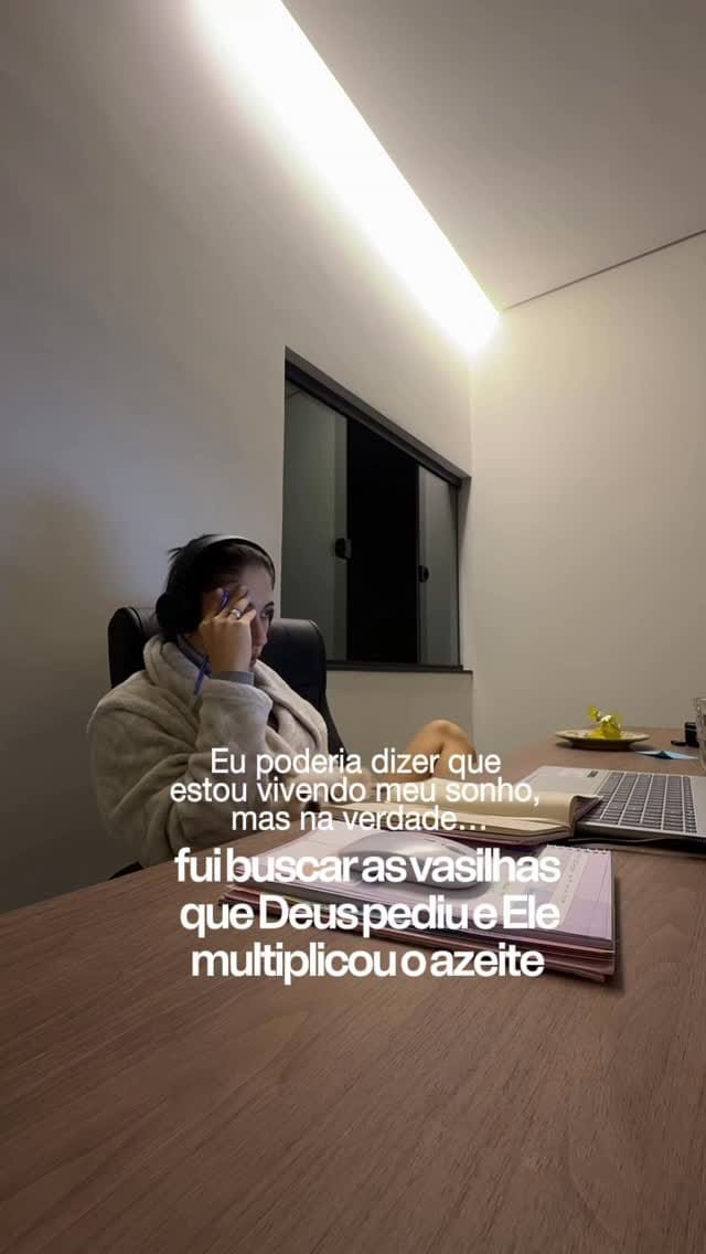Post 1 by Victória Liery | Médica on Instagram (video)