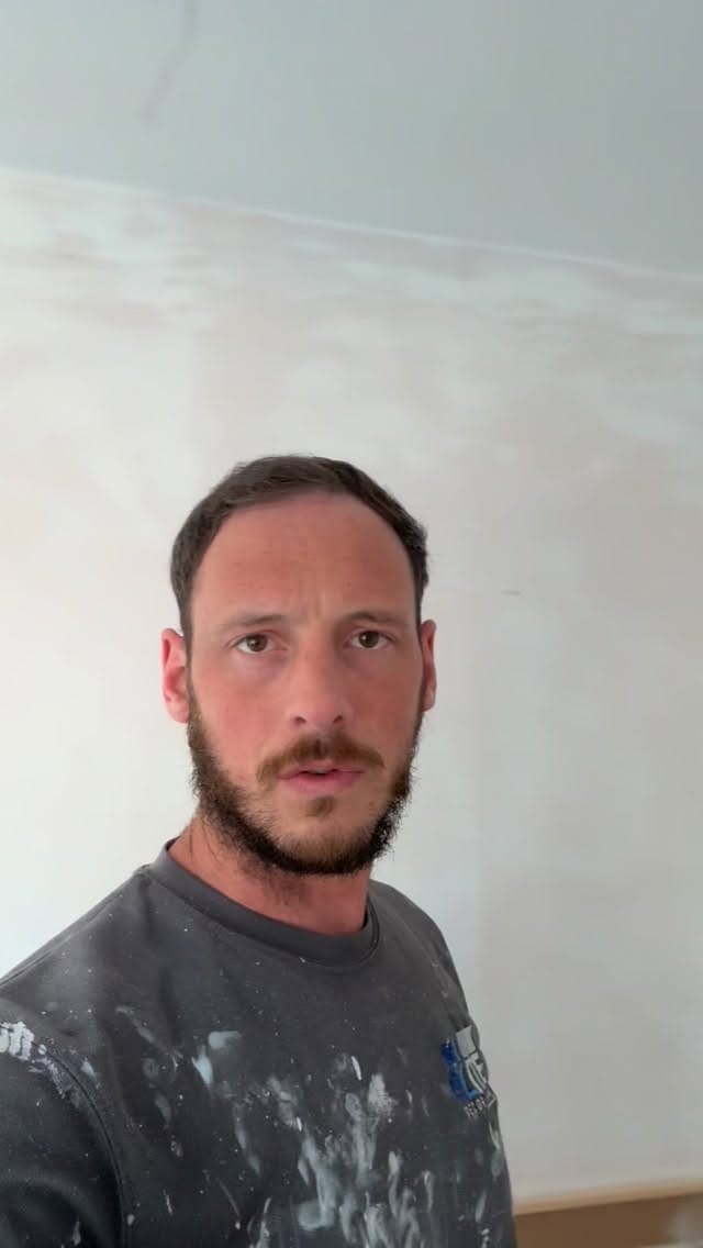 Post 3 by Elite Decorating on Instagram (video)